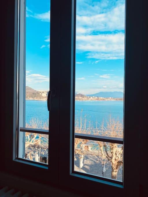 Babalu Con Vista Lago Arona Bagian luar foto